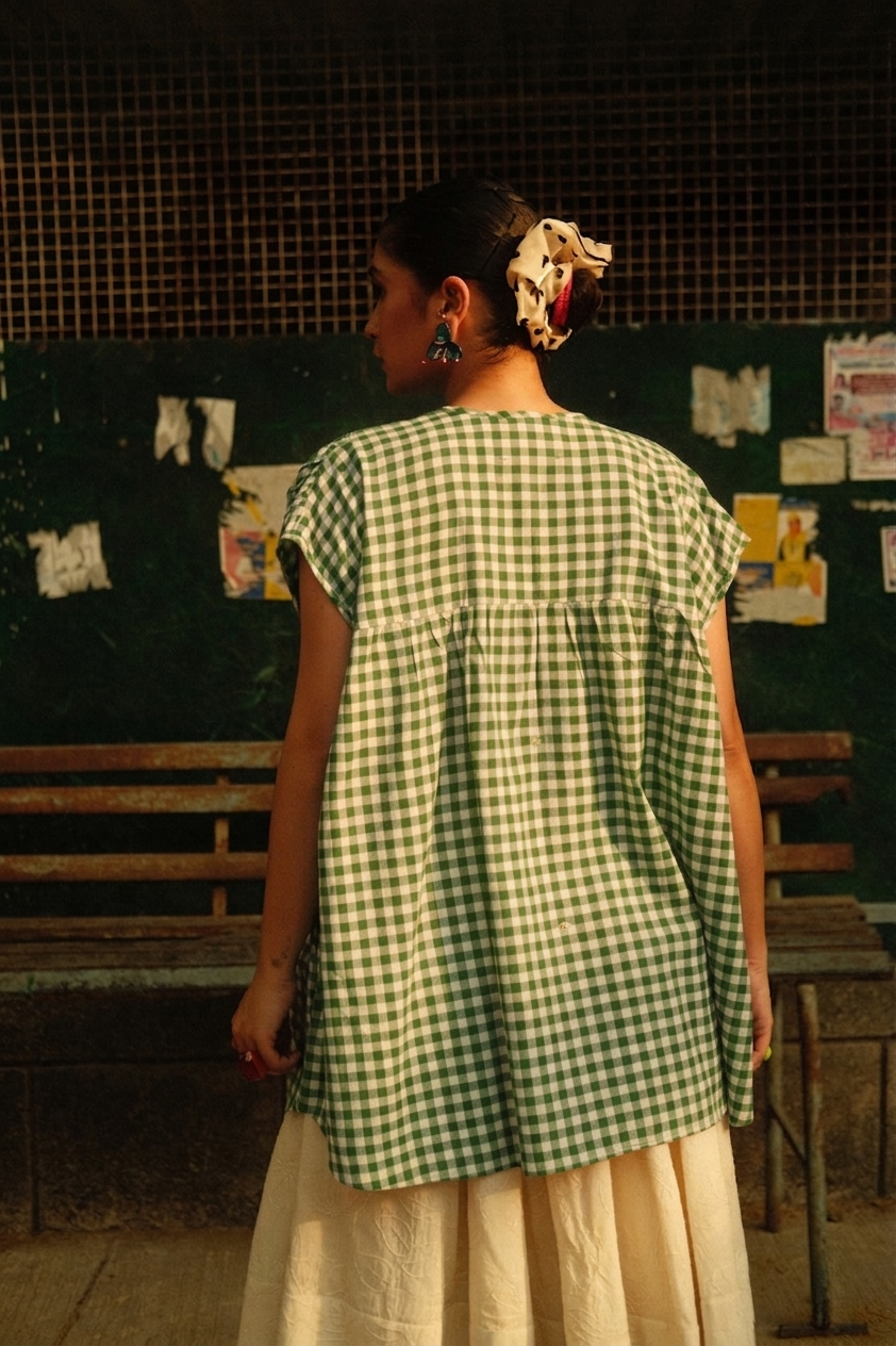 Snap it Top (Green Gingham)